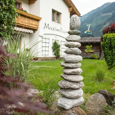 Hotel Maximilian 메이른호픈 외부 사진