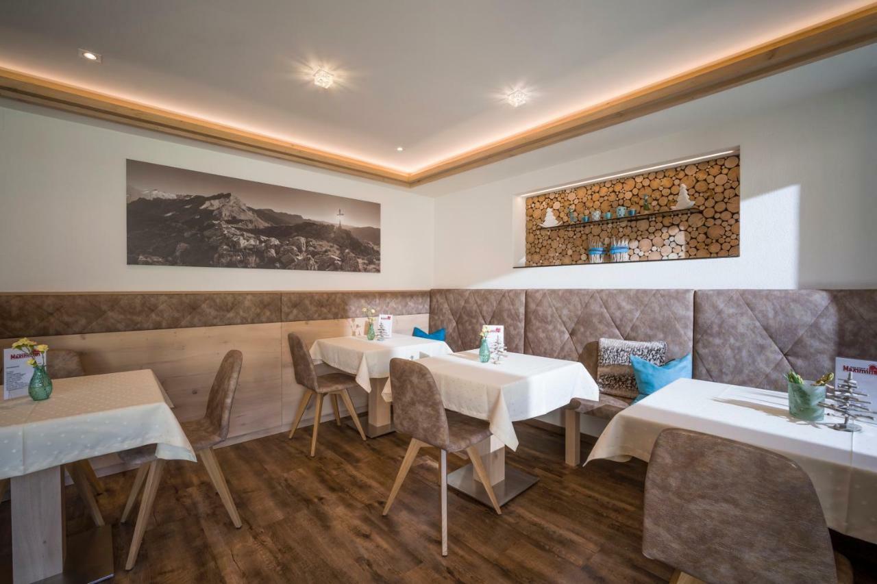 Hotel Maximilian 메이른호픈 외부 사진
