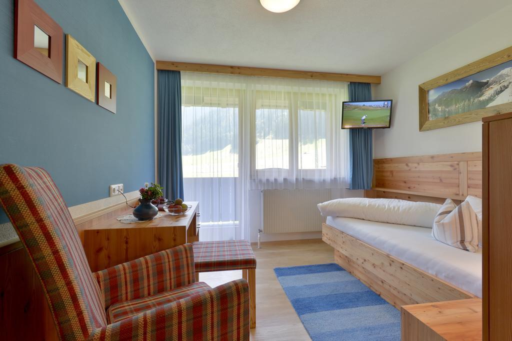 Hotel Maximilian 메이른호픈 객실 사진