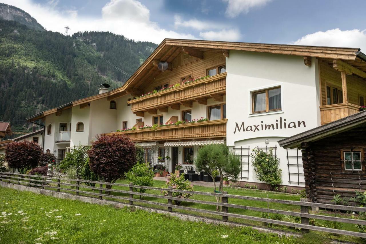 Hotel Maximilian 메이른호픈 외부 사진