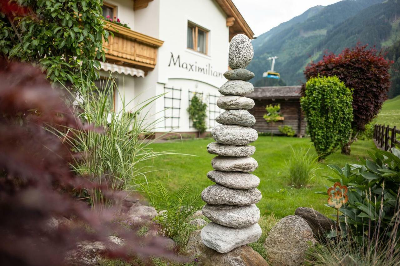Hotel Maximilian 메이른호픈 외부 사진